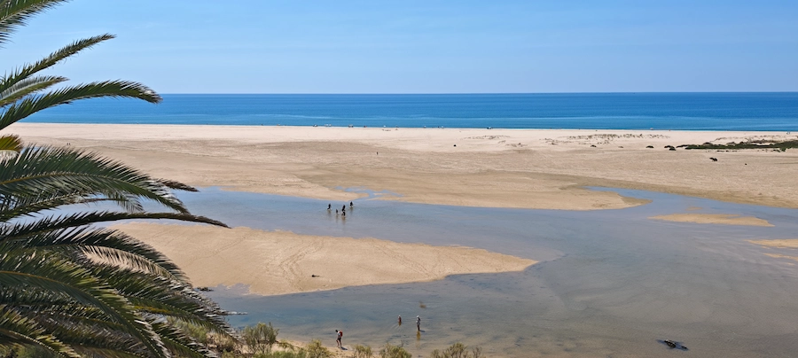 Praia da Fábrica